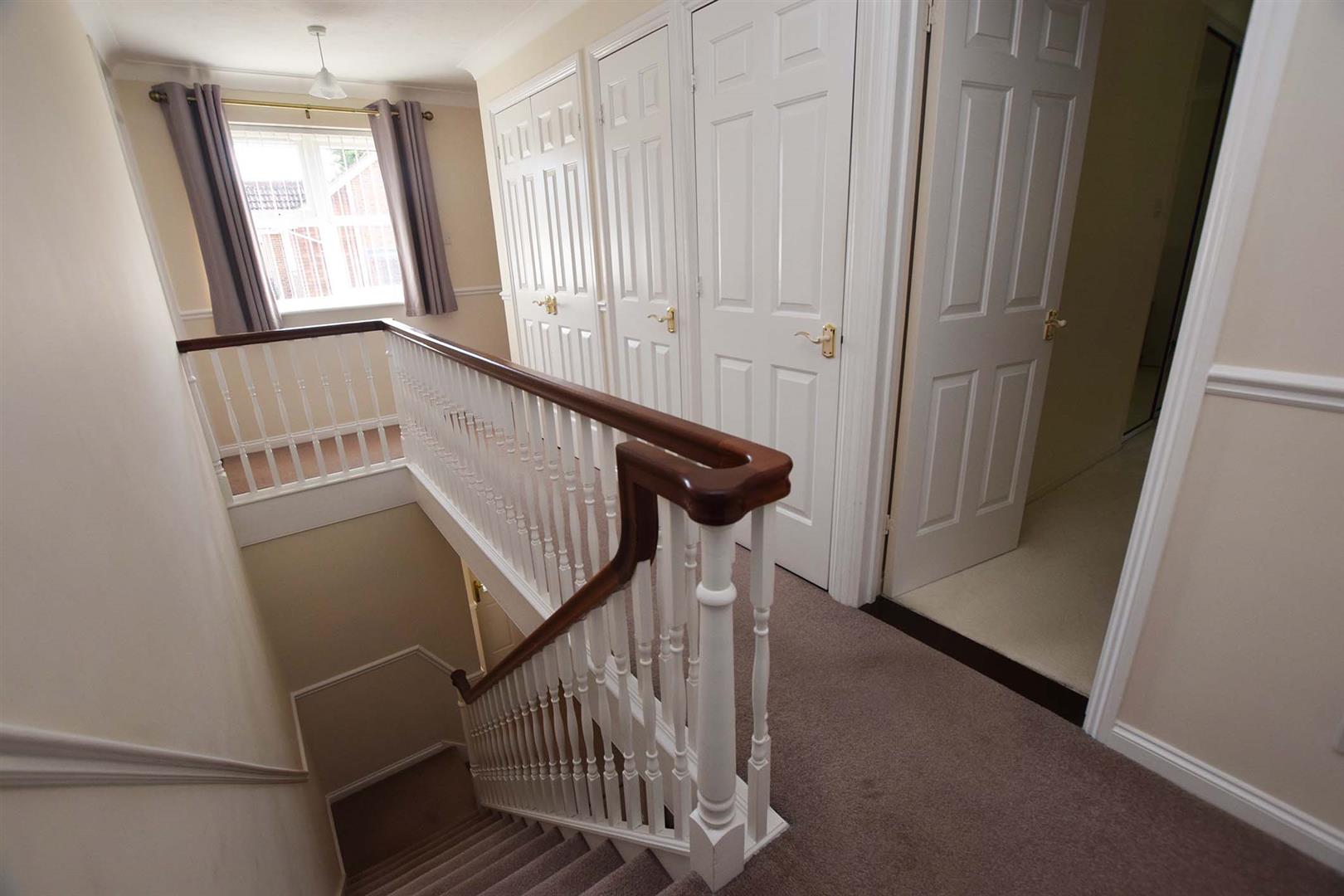 Lamplighters Close, Hempstead, Gillingham Harrisons Reeve Rainham